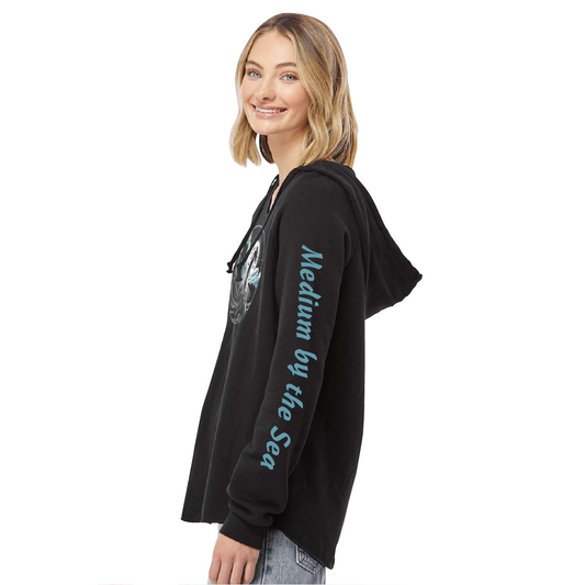 Medium By The Sea - Women’s Lightweight California Wave Wash Hooded Sweatshirt